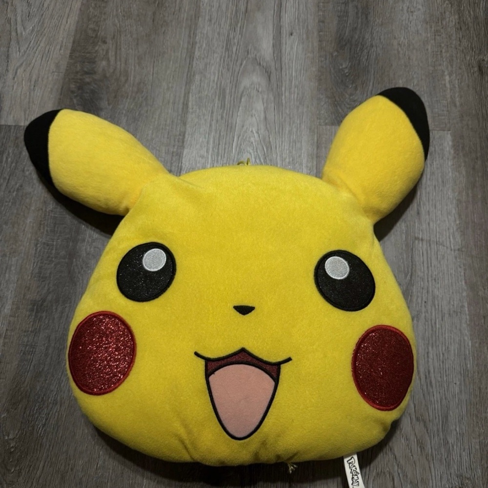 Pokemon Pikachu Plush Pillow Head Doll Plush Animal Toy Factory Glitter Cheeks